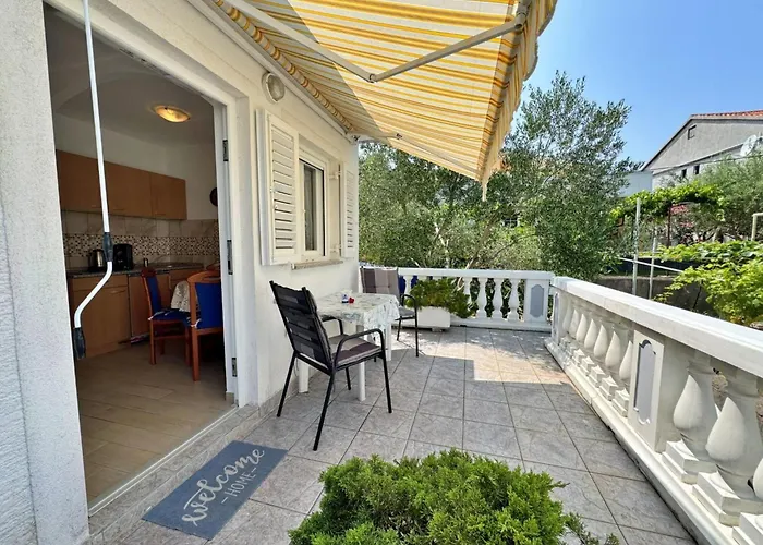 Zlatica By Interhome *