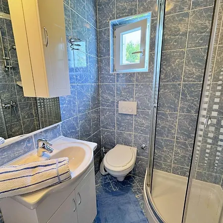 Zlatica By Interhome